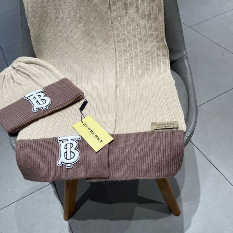 Burberry Caps Scarfs